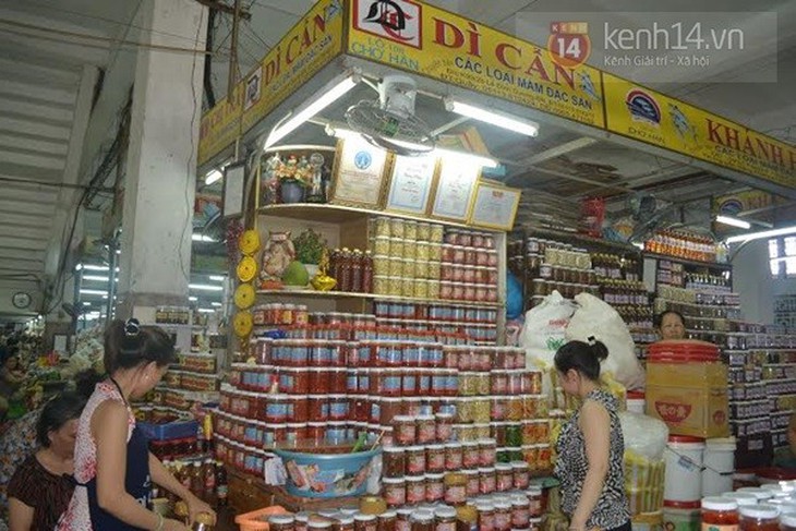 Thực hư vụ hộp mắm có bao cao su trộn lẫn khiến dân mạng xôn xao 1