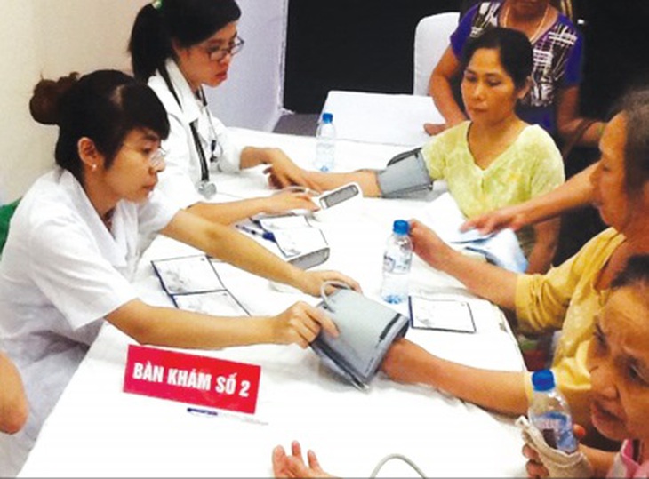 Nhiều người bệnh tăng huyết áp không tuân thủ điều trị dẫn đến biến chứng.