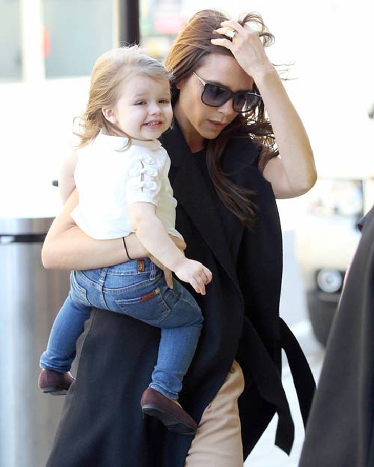 Kiểu tóc tuyệt xinh của con gái Beckham - 13