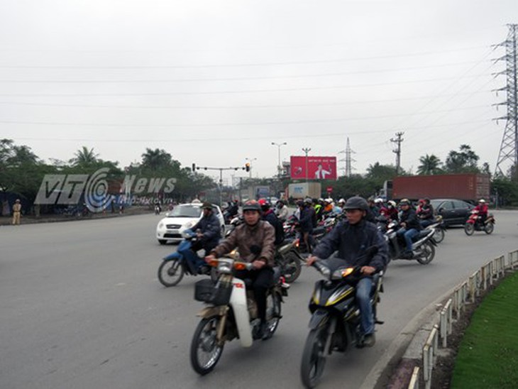 Lao ầm ầm, hung thần đất Cảng trêu ngươi tử thần