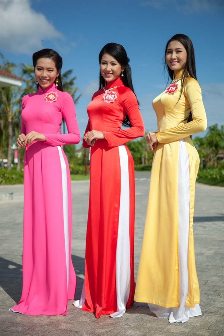 Xem 38 thí sinh Hoa hậu VN múa võ, chơi đàn 14