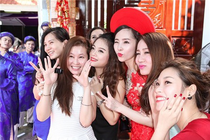 Hé lộ ảnh 