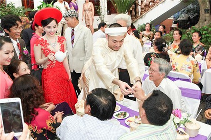 Hé lộ ảnh 