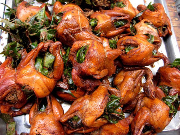 chim-cút, chim-quay, đội-lốt, Trung-Quốc, công-nghệ, chế-biến, hóa-chất, phẩm-màu, bột-sắt, ung thư, hàng-tàu, thực-phẩm, bẩn, độc-hại,