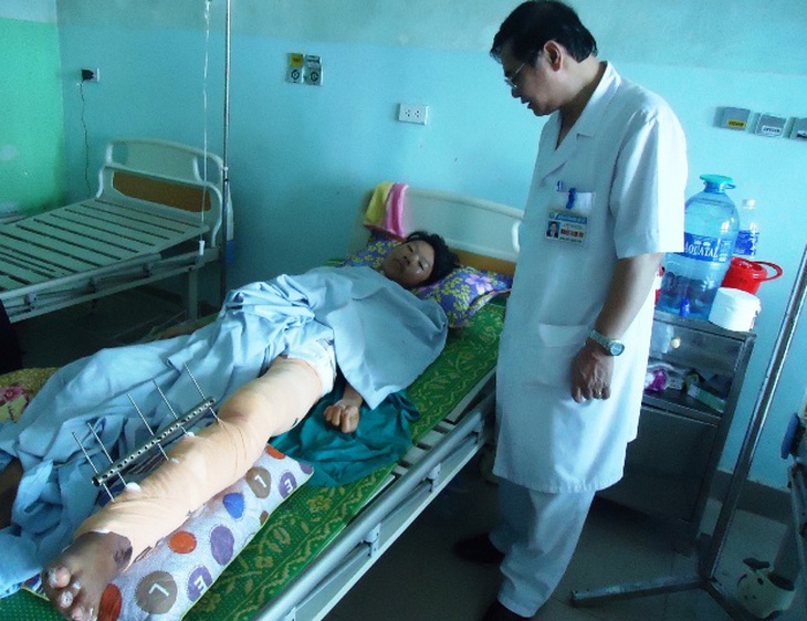 Bệnh nhân đã hồi tỉnh sau một ngày được mổ cấp cứu