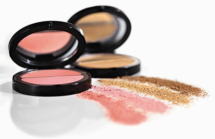 blush-2394-1417320207.jpg