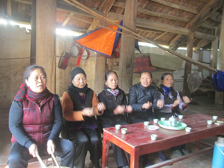 Một buổi tập hát của làng Xoan Phú Thọ