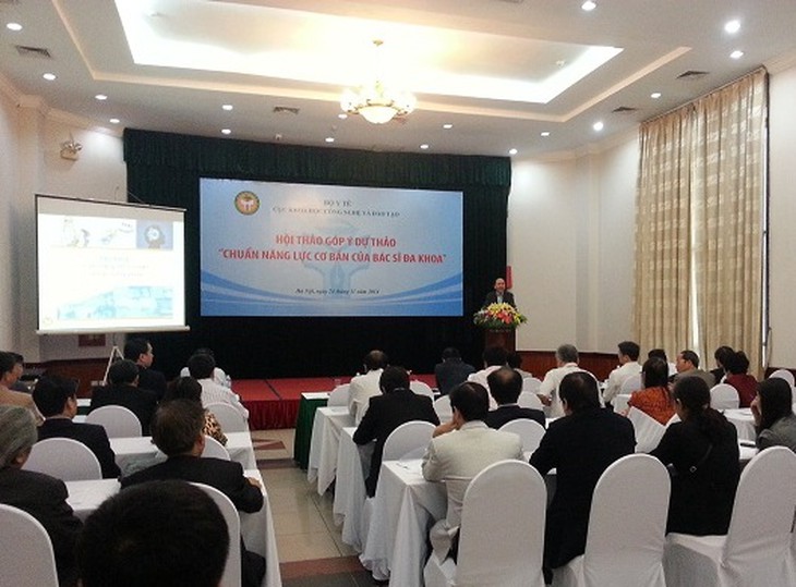 Hội thảo góp ý dự thảo Chuẩn năng lực cơ bản của bác sĩ đa khoa