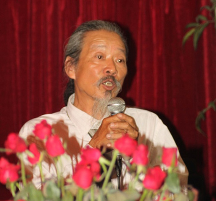 Nhà thơ Văn Thao.