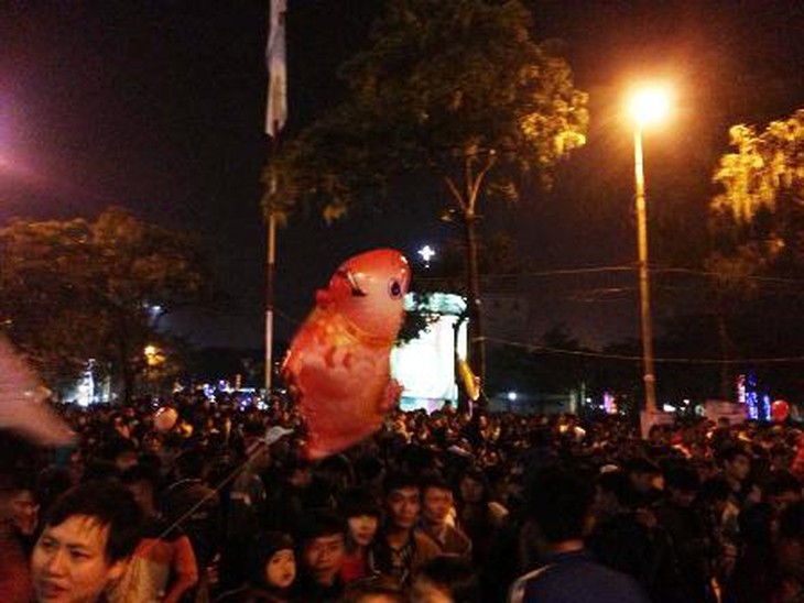 Gần như không còn một chỗ trống.