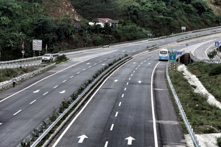 cao tốc; dài nhất; Việt Nam; Nội Bài; Lào Cai