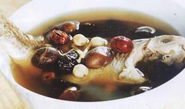 Cá trôi hầm thuốc bắc