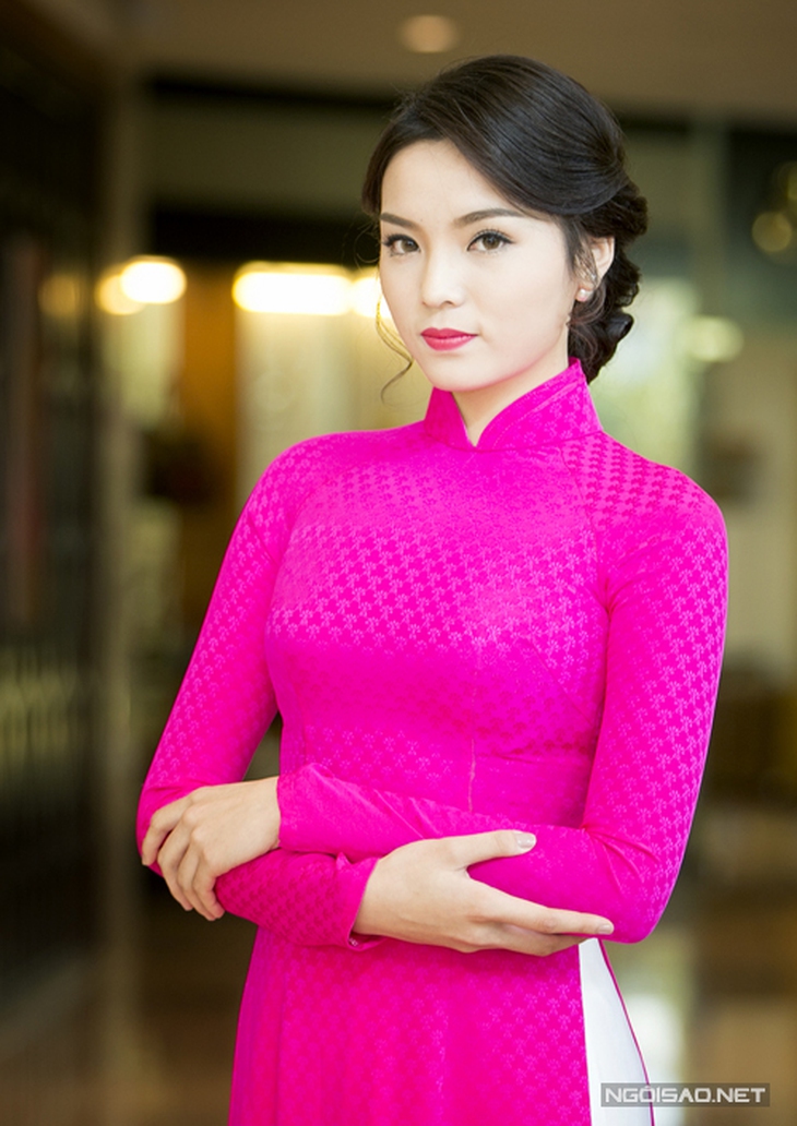 Hoa-hau-Ky-Duyen-7-8803-1419842625.jpg