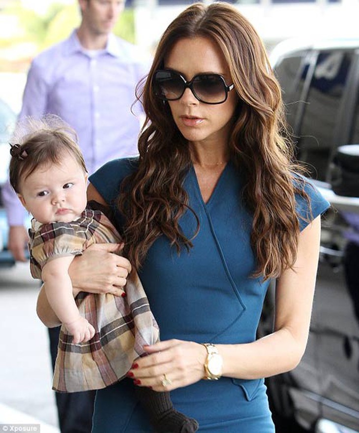 Kiểu tóc tuyệt xinh của con gái Beckham - 4