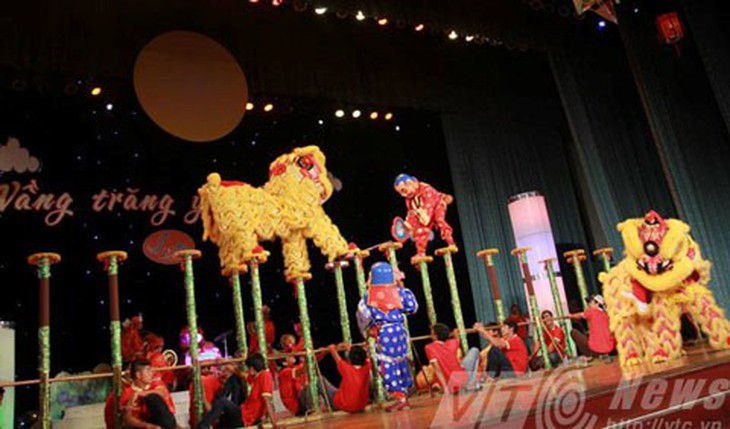múa lân, nghề cầu tài lộc, gian nan, Đà Nẵng, đội lân