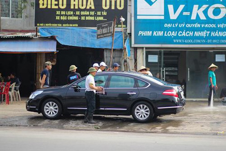 cắt tóc, rửa xe, cuối năm, Tết