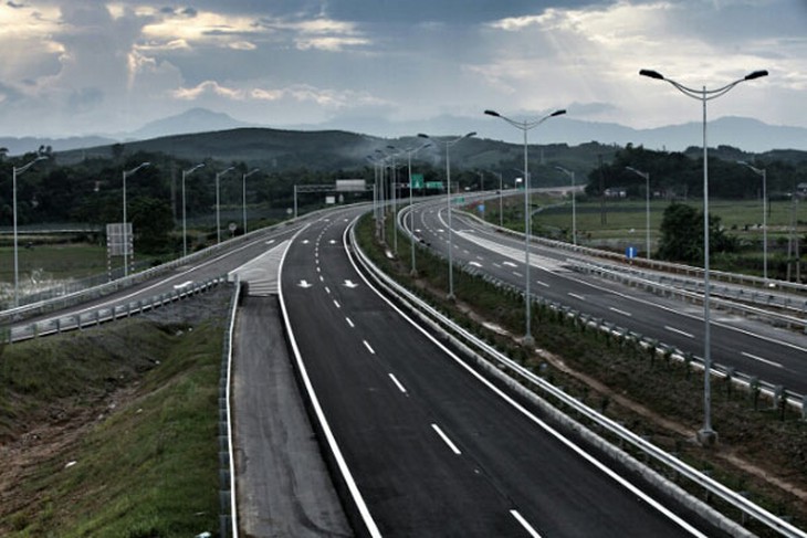 cao tốc; dài nhất; Việt Nam; Nội Bài; Lào Cai