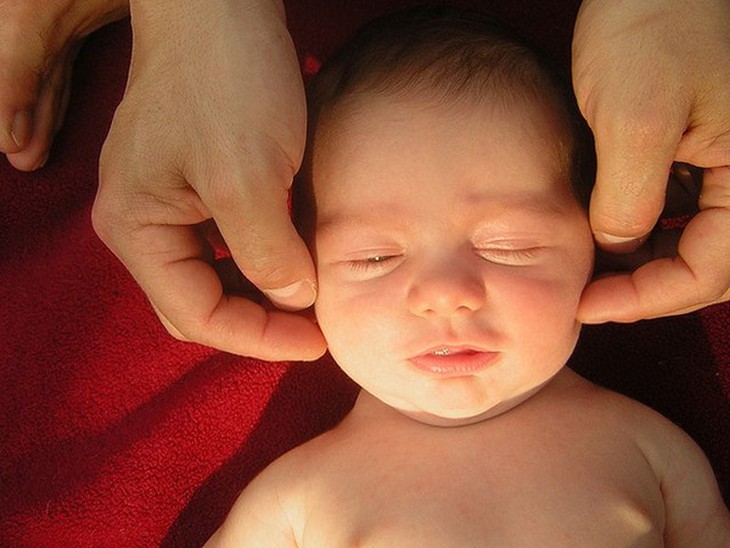 Giúp bé ngủ ngon bằng 7 việc làm siêu đơn giản 4