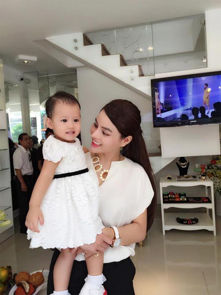 Hương Giang Idol hài lòng sau 1 tuần sống thử - 7