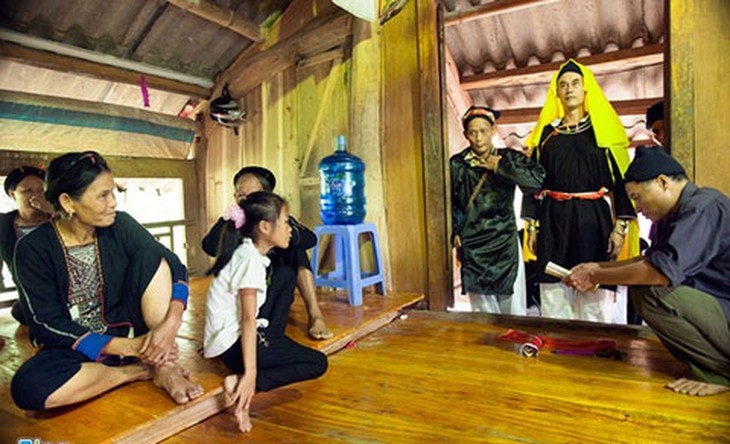 Đám cưới, 3 ngày, ông Tây, vợ trẻ, người Dao, du lịch, Tiberghien Frédo, Yên Bái