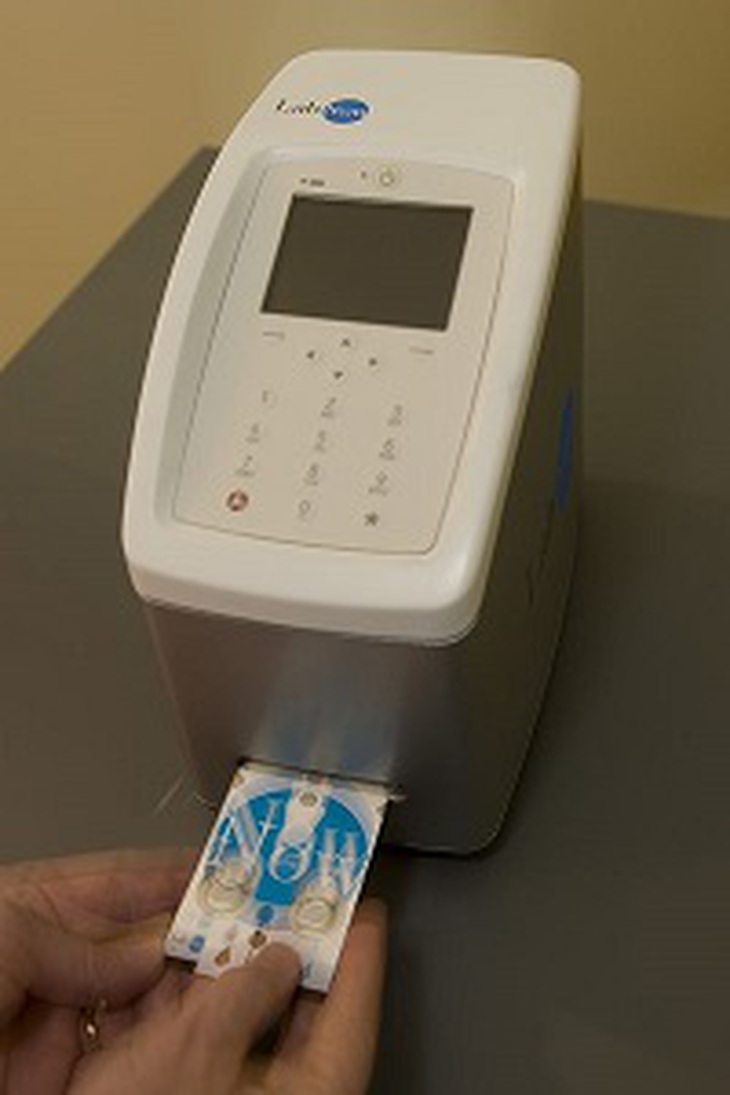 Con chip kiểm tra bệnh ung thư vòm họng