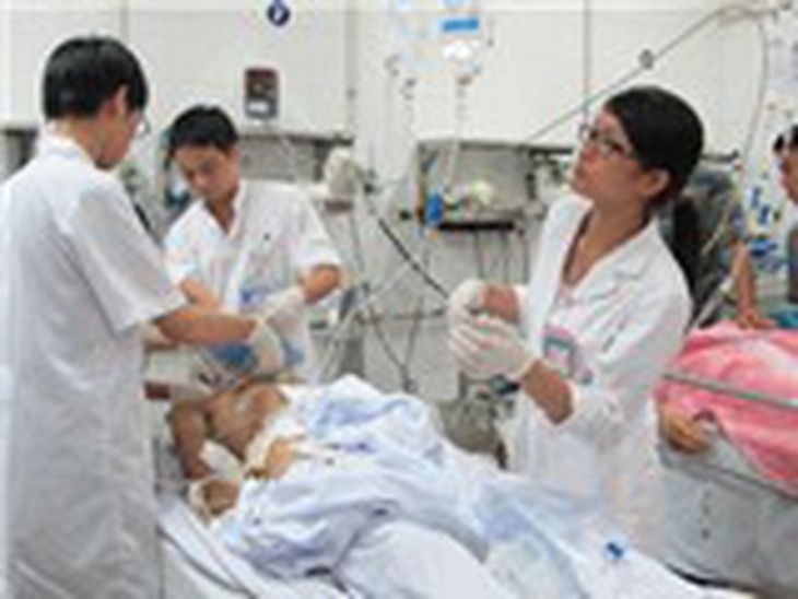 Rượu bia nếu uống chừng mực, trong vòng kiểm soát thì không có vấn đề gì phải quan ngại. Nhưng rượu bia sẽ trở thành mối quan tâm của xã hội khi người ta lạm dụng, uống theo kiểu sáng say chiều xỉn.