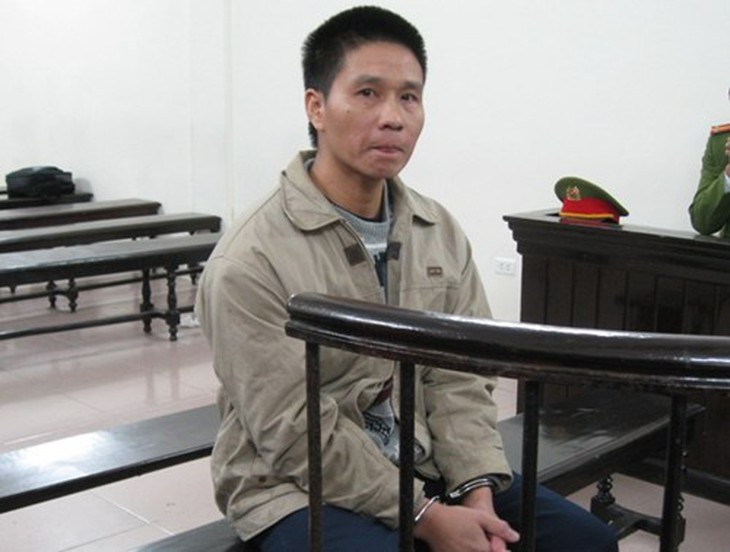 Hung thủ giết người, rồi bỏ trốn bằng CMND của anh trai - Lê Văn Phúc tại phiên tòa