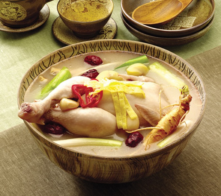 Thịt gà hầm sâm