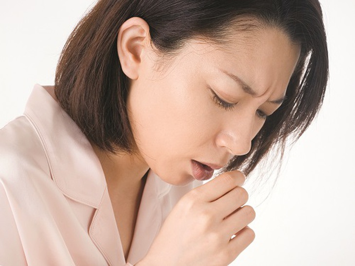 Một trong những tác dụng phụ của thuốc là kích thích phế quản gây ho khan 