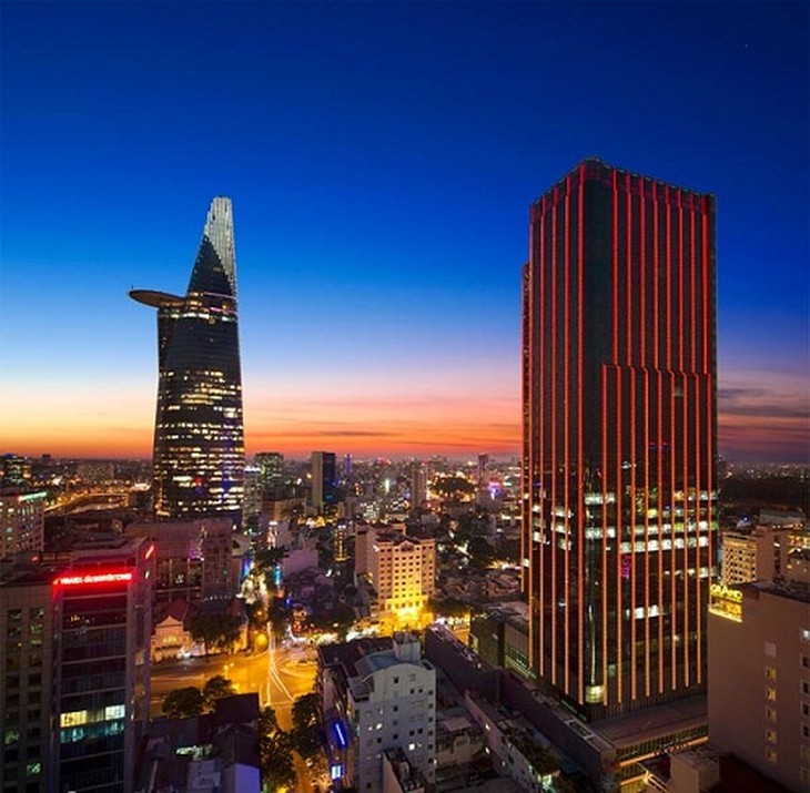 Times Square, Đại gia, khách sạn 320 triệu/đêm, Trương Huệ Vân, Thanh Bùi, bà Lan, Trương Mỹ Lan, Vạn Thịnh Phát, Times-Square, Đại-gia, khách-sạn-320 triệu/đêm, Trương-Huệ-Vân, Thanh-Bùi, bà-Lan, Trương-Mỹ-Lan, Vạn-Thịnh-Phát