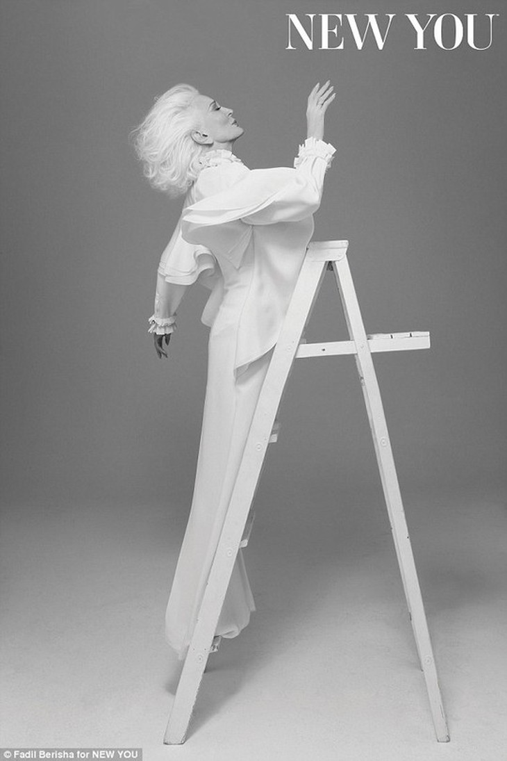 Carmen Dell'Orefice ở tuổi 83