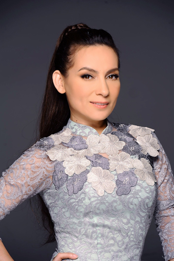 phi nhung