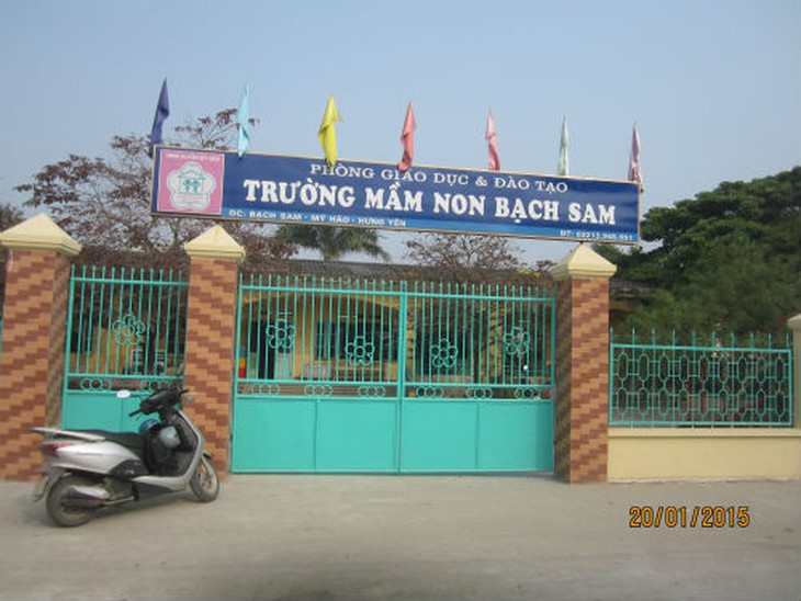 Be 3 tuoi chet tai truong: Thi the co vet tham dai tren nguc