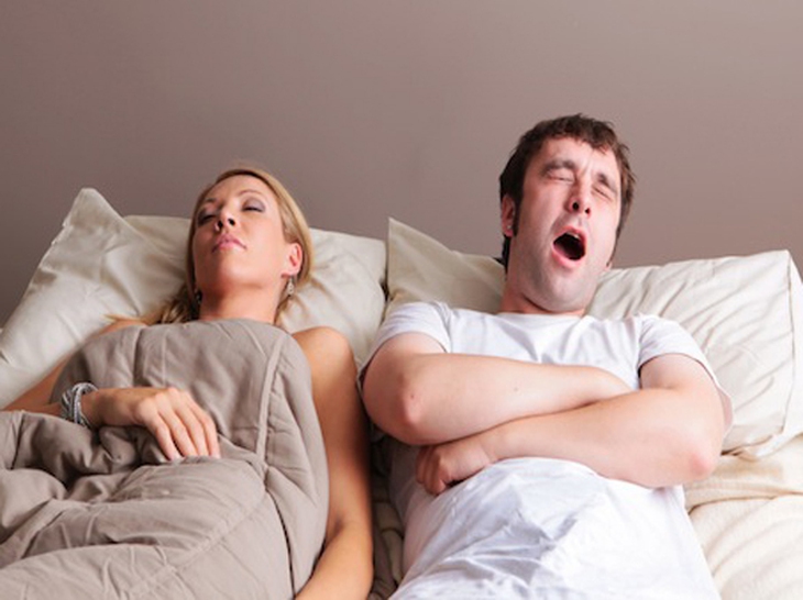 bored-couple-11-6999-1431581981.jpg
