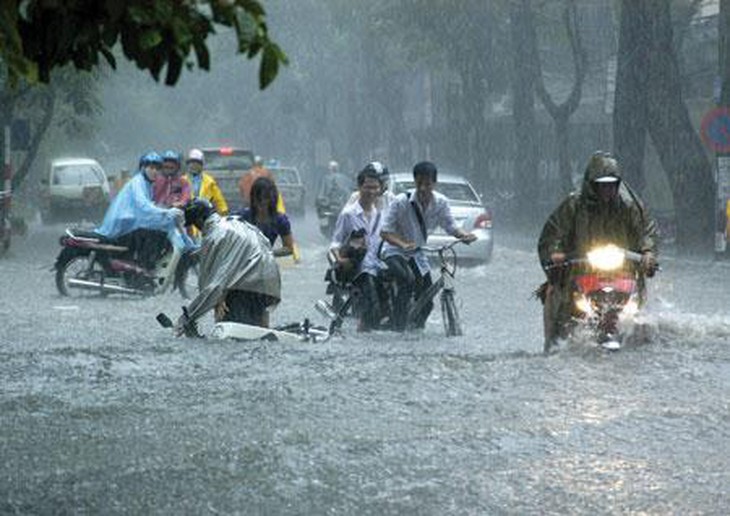 Bắc Bộ mưa dông trên diện rộng, đề phòng thời tiết nguy hiểm