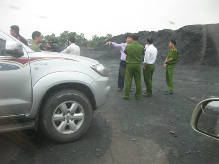 Cơ quan điều tra vào cuộc làm rõ nghi án hàng chục nghìn tấn than bị chôn tạm dưới đất.