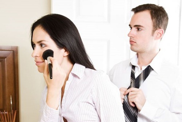 Watching-her-apply-makeup-3503-142007235