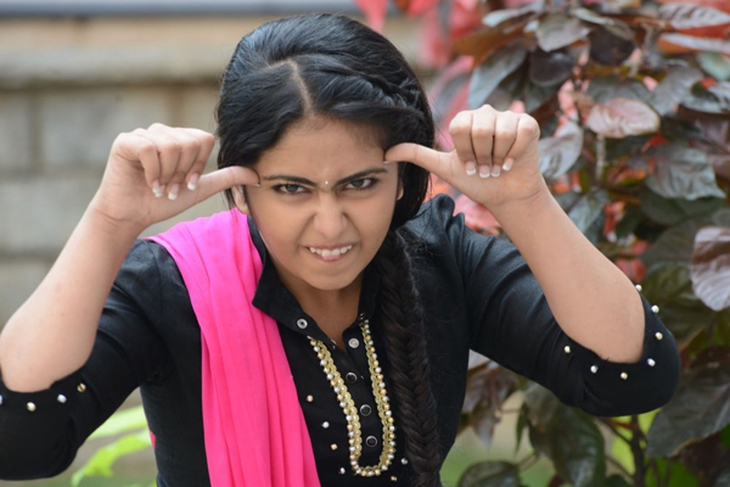 Avika-Gor-16-7352-1435030465.jpg