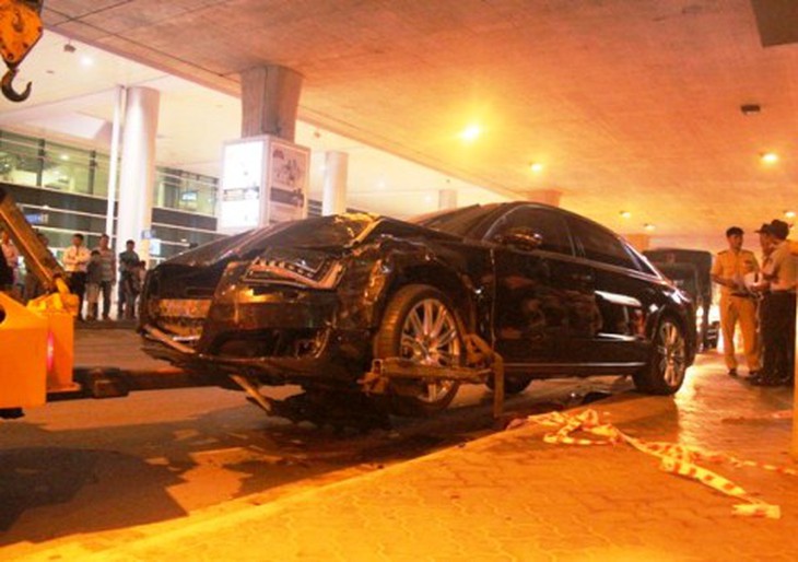 Xe đón Hồ Ngọc Hà gây tai nạn kinh hoàng: Tài xế khai gì?