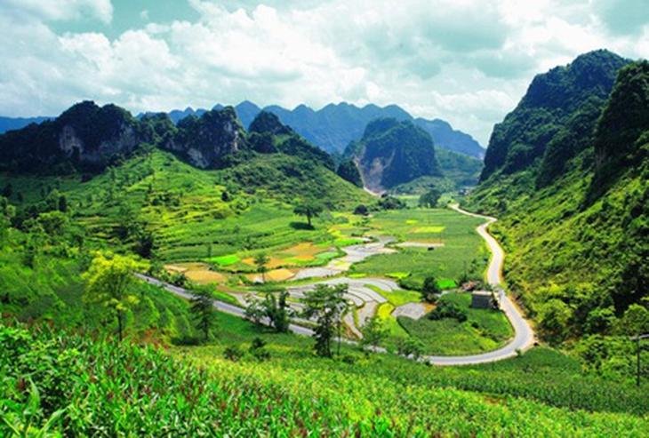 Thác Bản Giốc hùng vĩ ở Cao Bằng