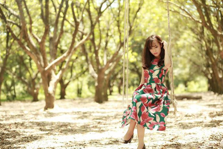 Chân dung bà chủ trang trại heo 9x xinh đẹp thu nhập khủng