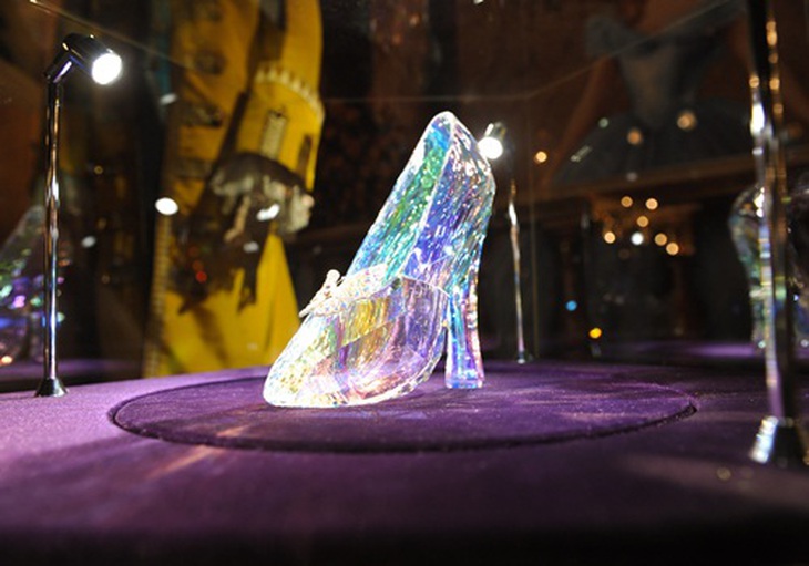 Glass-slipper-3483-1426580955.jpg