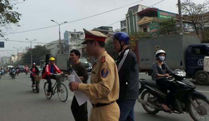 Đưa nạn nhân đi cấp cứu, người gây tai nạn mất sạch tài sản