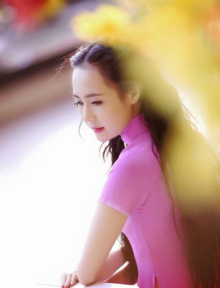 Chân dung bà chủ trang trại heo 9x xinh đẹp thu nhập khủng
