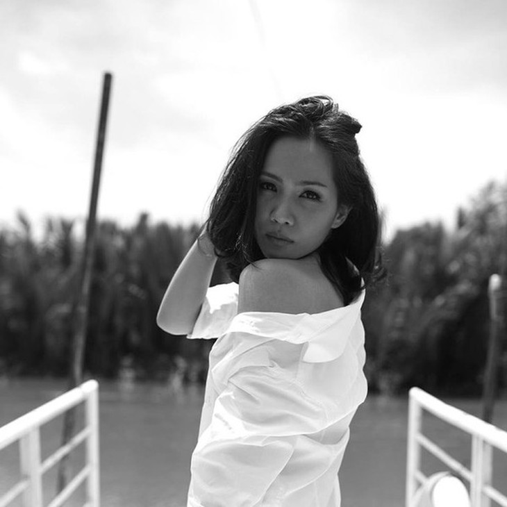 Vợ Hoàng Bách