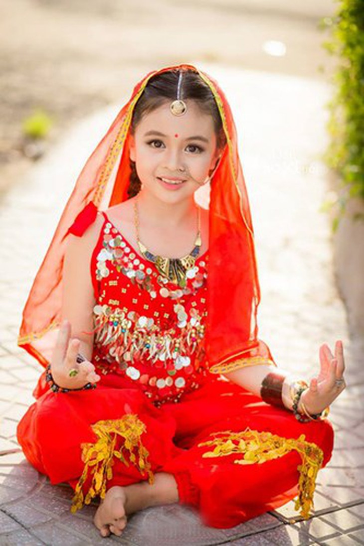 Ngam Co dau 8 tuoi phien ban Viet xinh me hon-Hinh-8