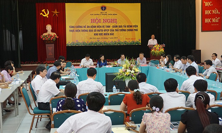 Các đại biểu tham dự hội nghị tăng cường thực hiện Đề án Bệnh viện vệ tinh khu vực phía BắcẢnh Trần Minh