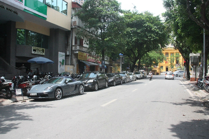 ha-noi-len-phuong-an-do-oto-theo-ngay-do-rac-theo-gio