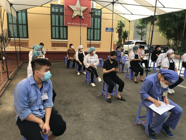 Xét nghiệm nhanh nhất để khẩn trương phân vùng xanh- đỏ, phục vụ chống dịch COVID-19 tại BV Việt Đức - Ảnh 2. Xét nghiệm nhanh nhất để khẩn trương phân vùng xanh- đỏ, phục vụ chống dịch COVID-19 tại BV Việt Đức - Ảnh 2.