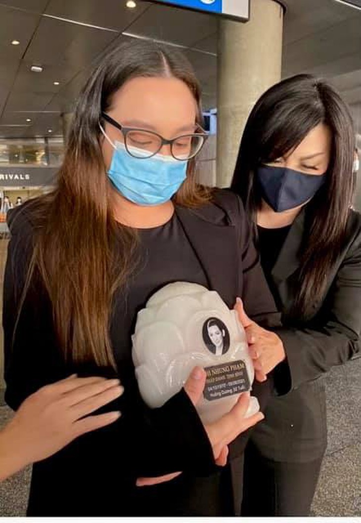 Ca sĩ Phi Nhung đã trở về với vòng tay của con gái và gia đình - Ảnh 3.